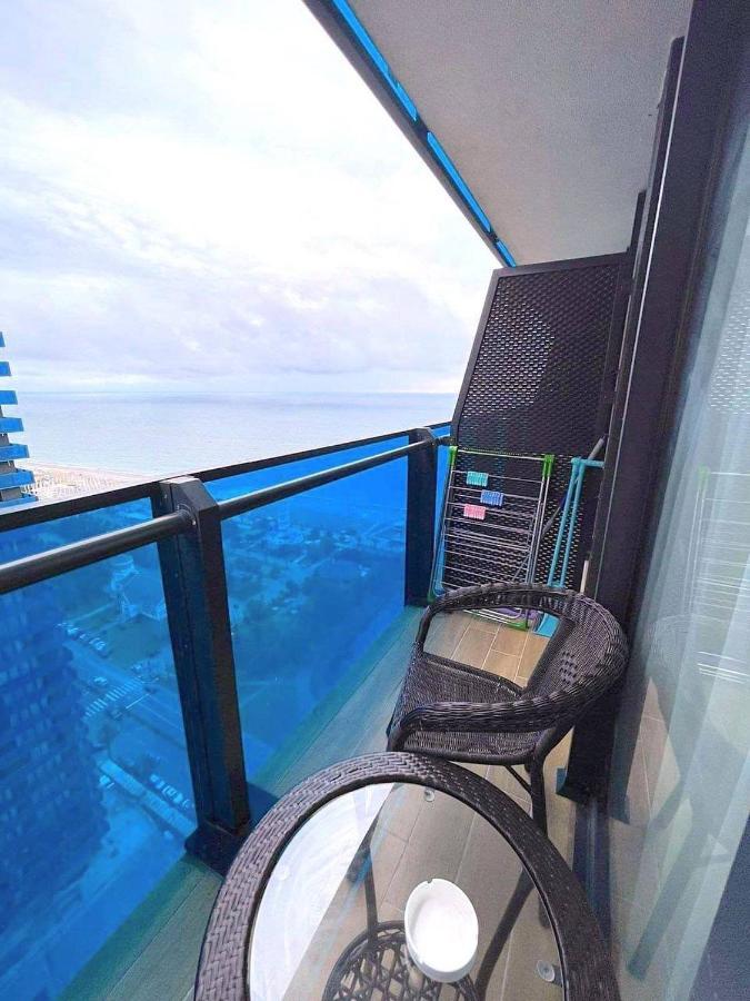 Hotel Black Sea Luxury Towers Batumi Exterior foto