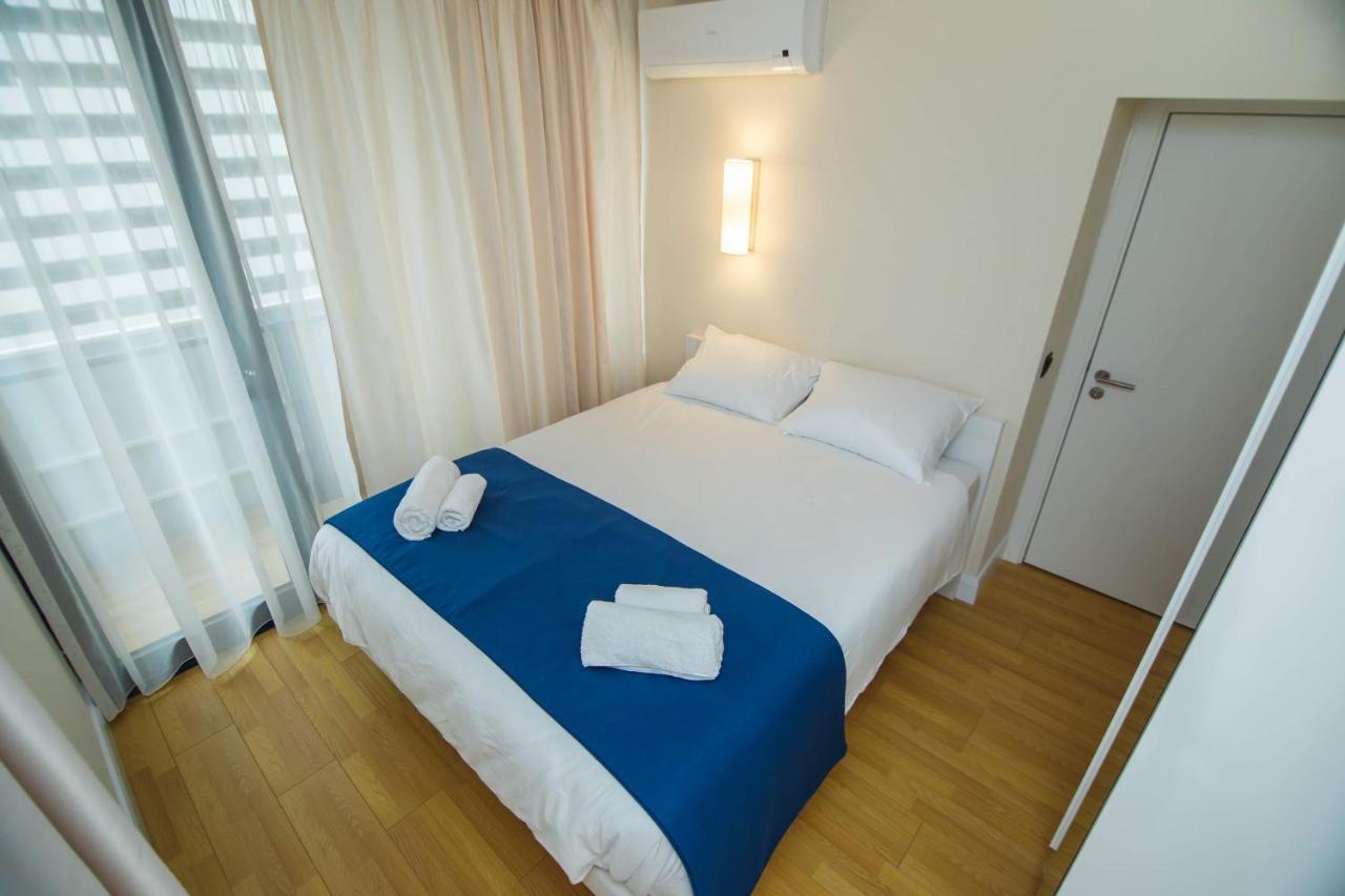 Hotel Black Sea Luxury Towers Batumi Exterior foto