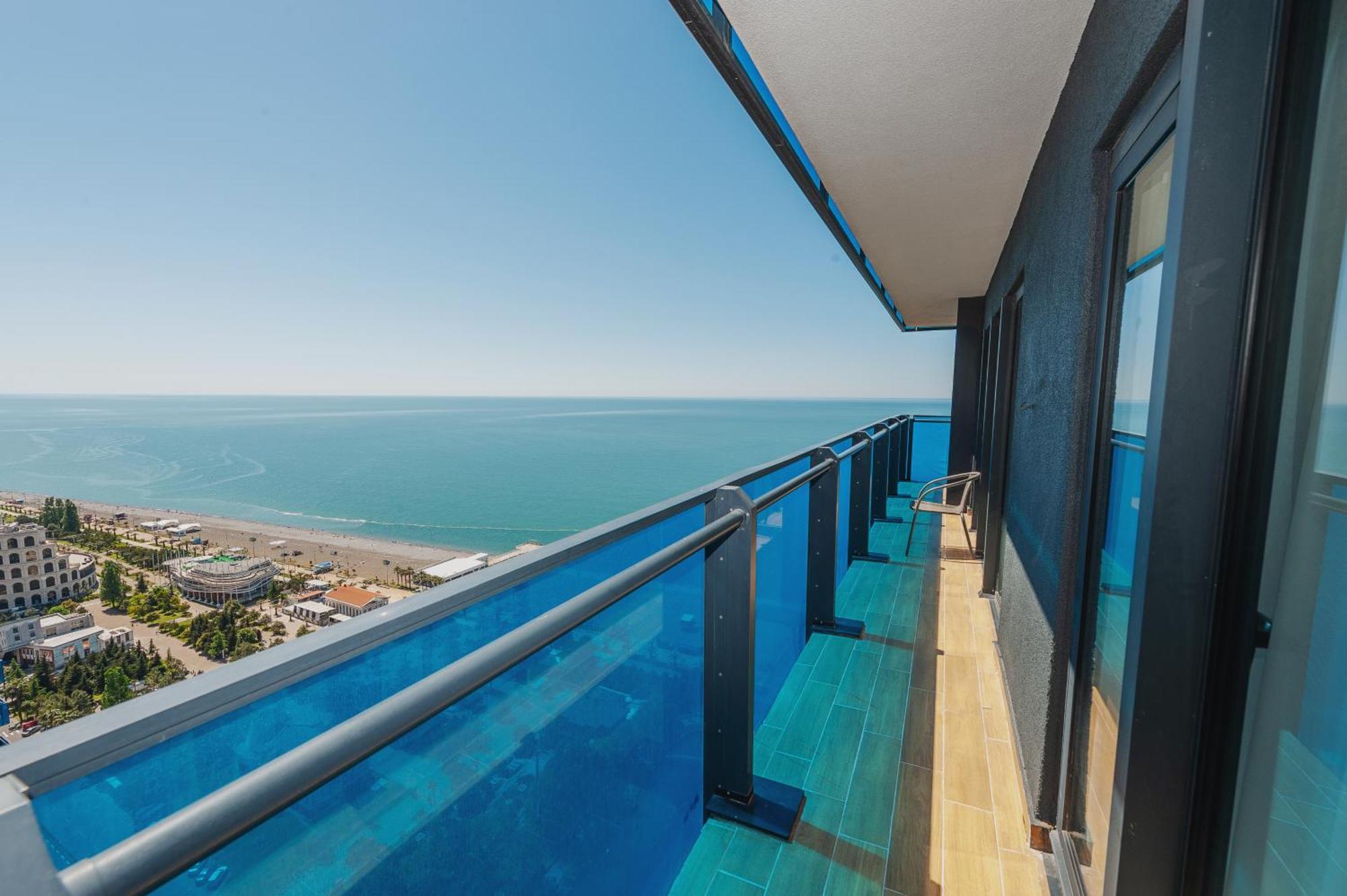 Hotel Black Sea Luxury Towers Batumi Exterior foto